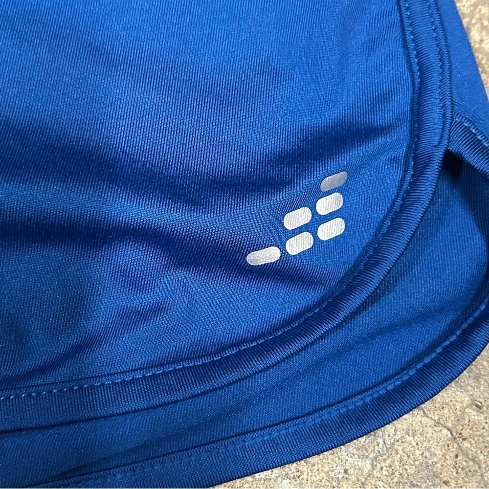 Bundle of 2 BCG tennis skirts YL w/shorts‎ under Royal & white Preowned EUC